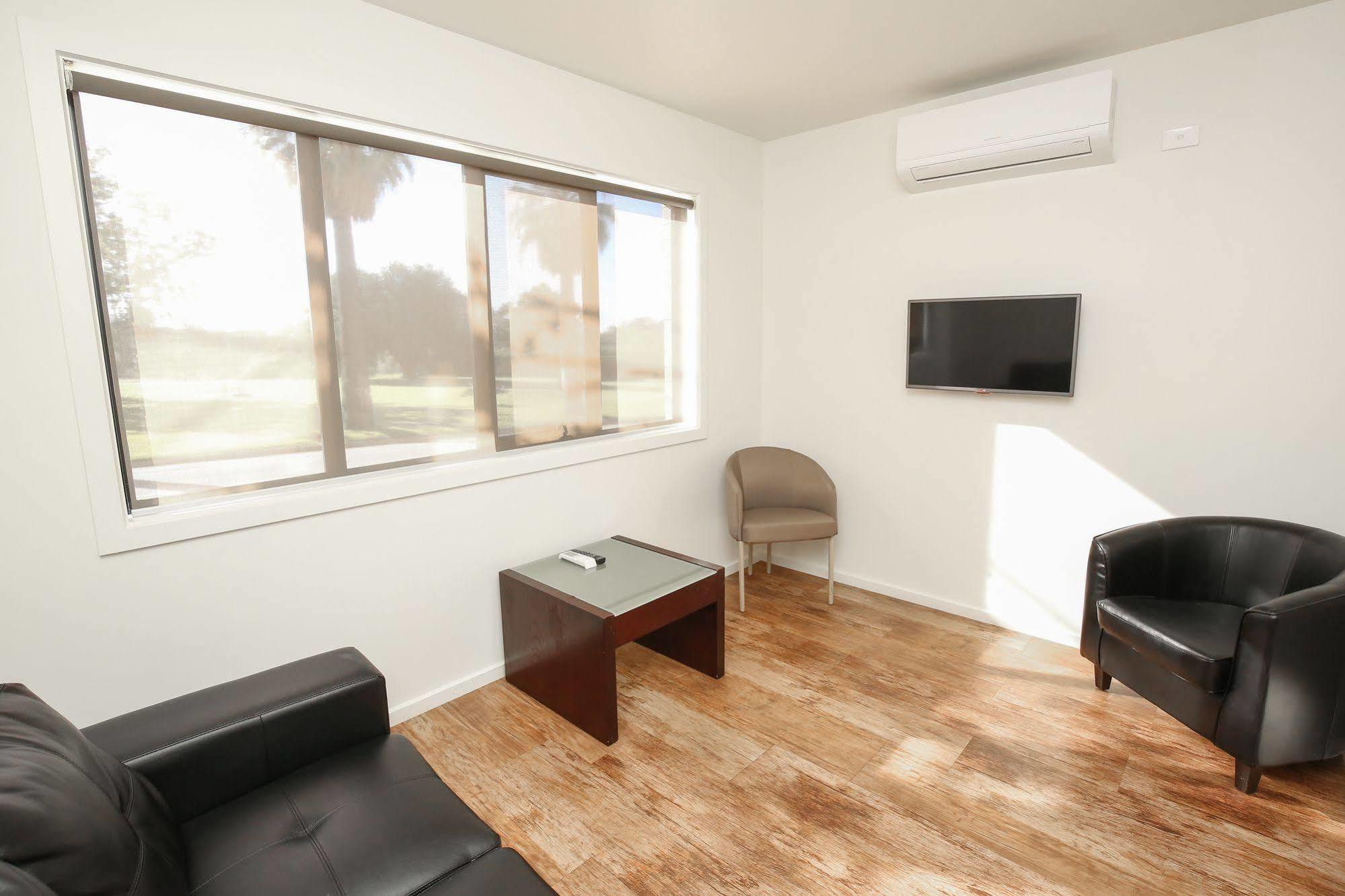 Commodore Mildura Motel Dış mekan fotoğraf