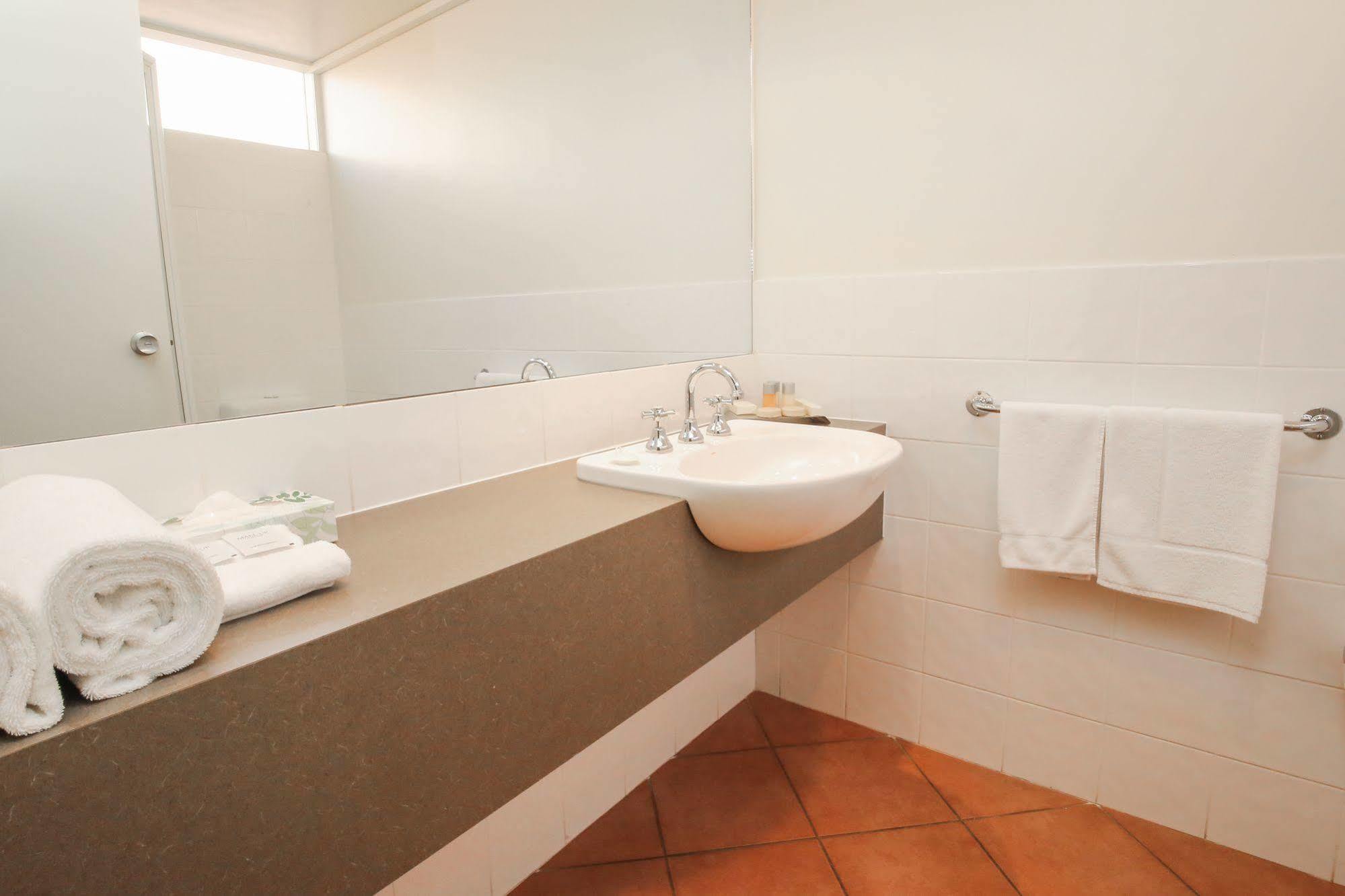 Commodore Mildura Motel Dış mekan fotoğraf